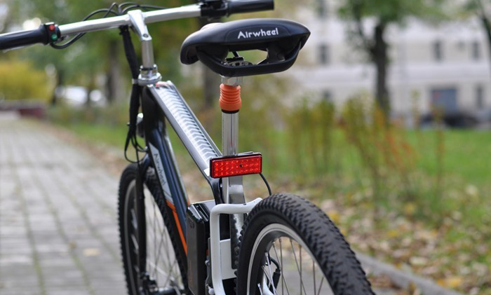 Airwheel R8 smart bike