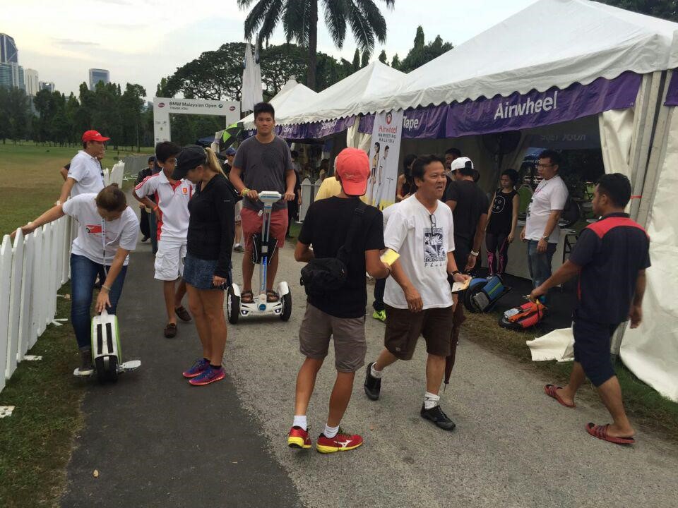 Tennis Players Try Airwheel Unicycles