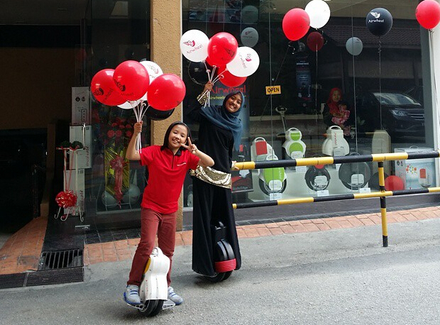 Live a Healthy Life with Airwheel Electric Self-balancing Scooter